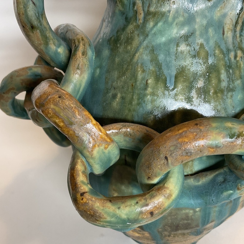 Large Vintage Handmade Asian Tan Green Light Salt Glaze Pottery Chain Wrap Vase - Picture 6 of 15